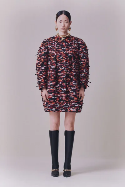 Look 15